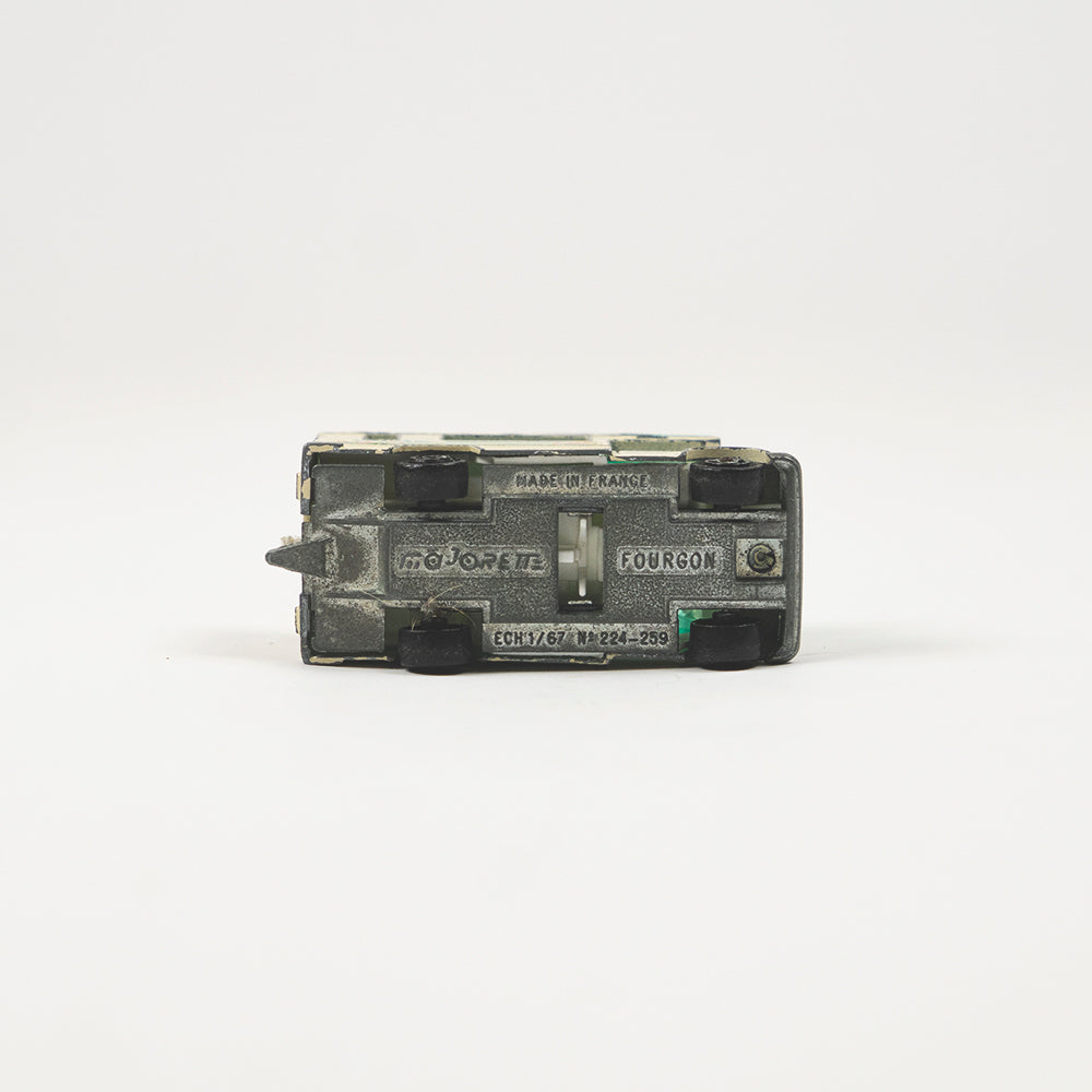 MINI CAMPER