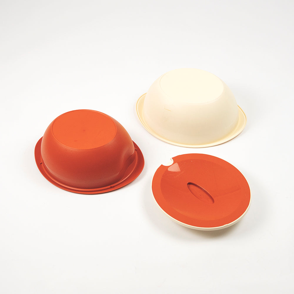 TUPPERWARE MAGIC BOWLS